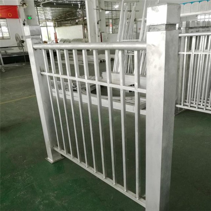 郑州哪里能做好围墙栅栏?帝安豪为你揭秘!